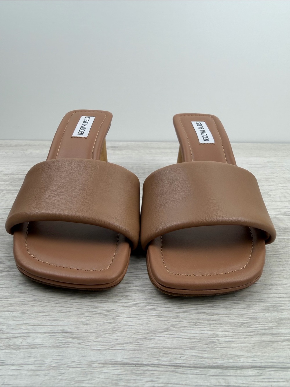 Steve Madden Saged Heeled Slide Sandals Tan Size 7.5 - Picture 9 of 9